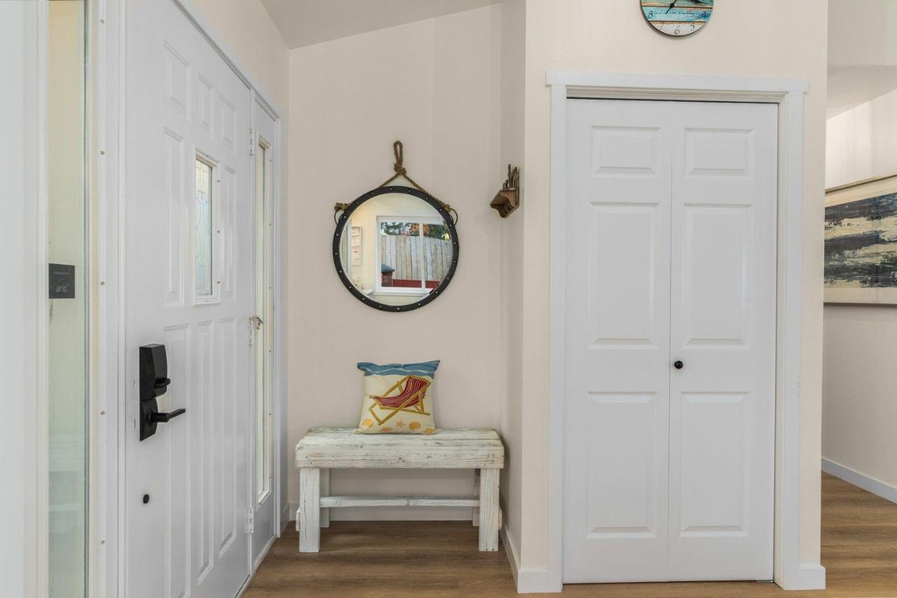 @ Marbella Lane - Wave House, Your Oceanfront Retreat! オークハーバー エクステリア 写真