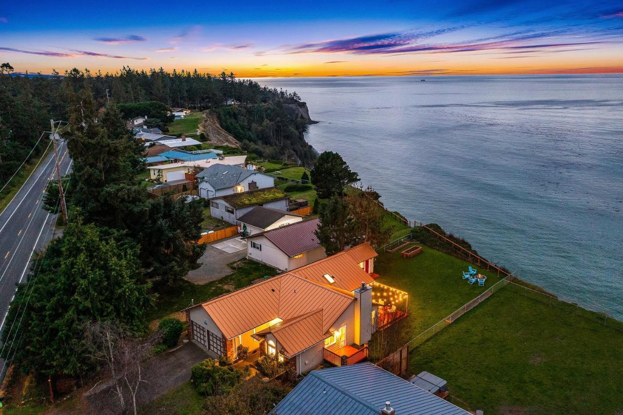 @ Marbella Lane - Wave House, Your Oceanfront Retreat! オークハーバー エクステリア 写真